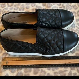 Steve Madden Slip-on